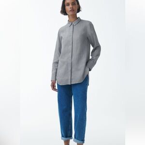 COS like new Gray Textured button down Sz 2